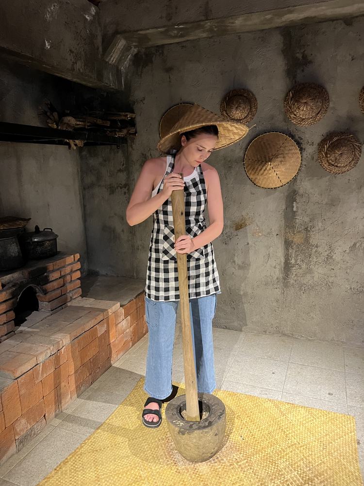 Taking a turn with the pestle