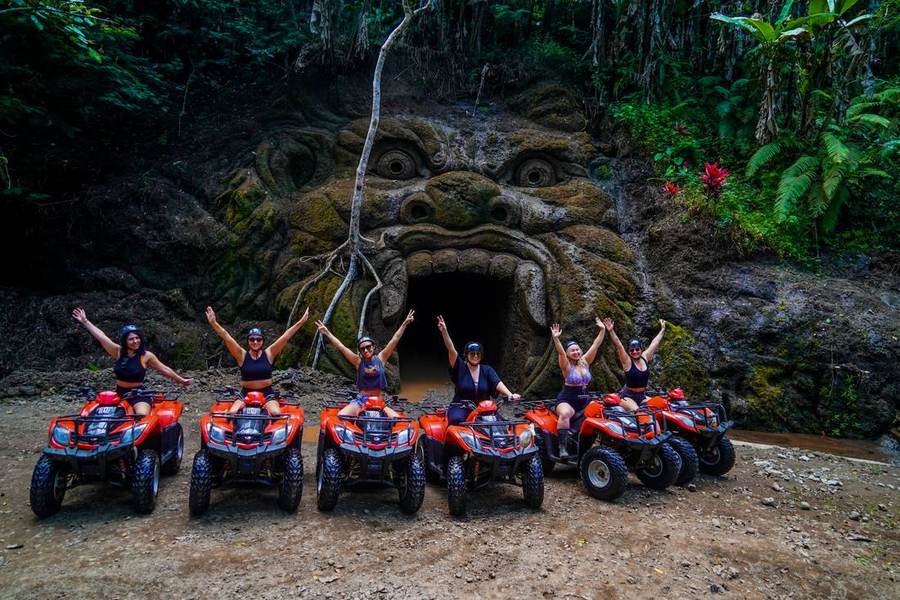 The whole group, ATV day